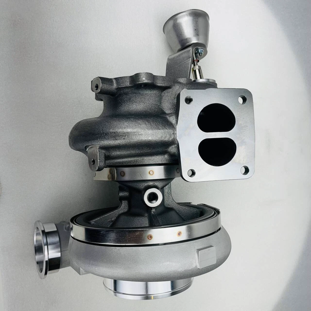 Turbocharger For 2015-18 Freightliner Cascadia 14.8L Detroit DD15 A4720901480